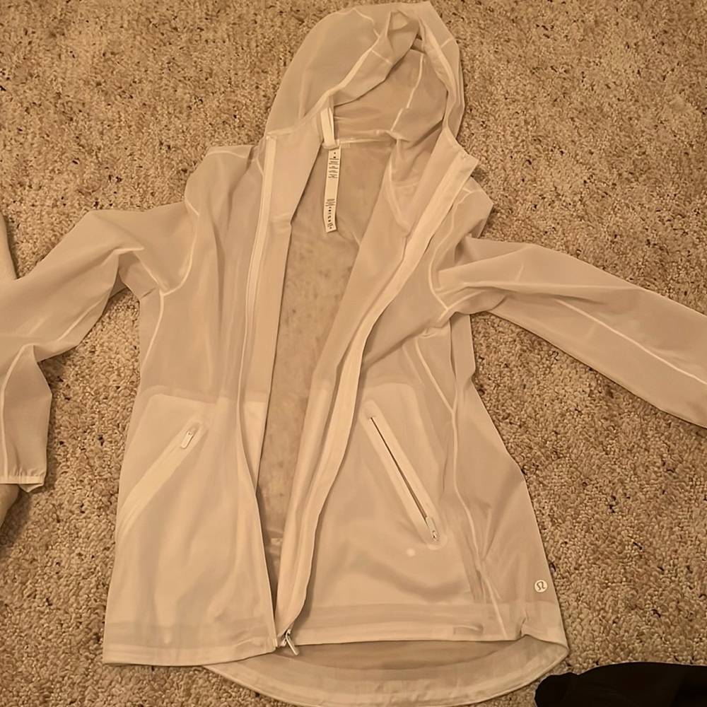 lulu lemon windbreaker